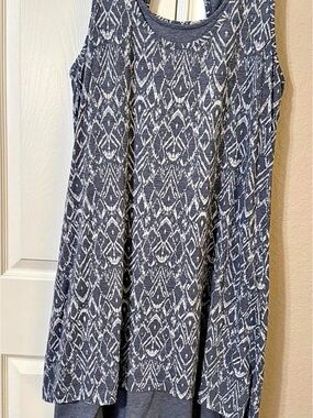 Mod-o-doc Geometric Midi Dress in Blue & White Size XL